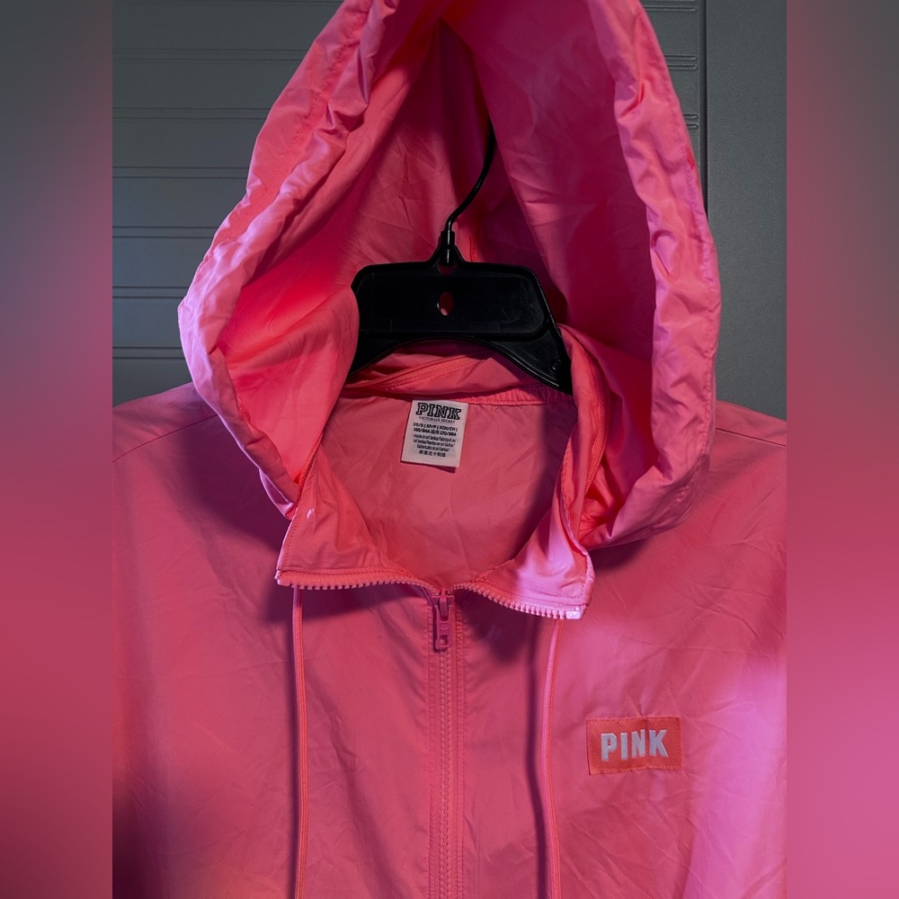 Victoria's Secret Pink Anorak / Windbreaker PINK & WHITE NWOT Sz.S MSRP: $98.00 - Picture 12 of 12